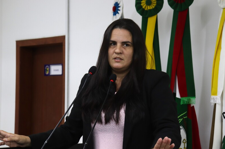 Servidoras da Câmara de Penha denunciam vereadora por assédio moral e abuso de autoridade