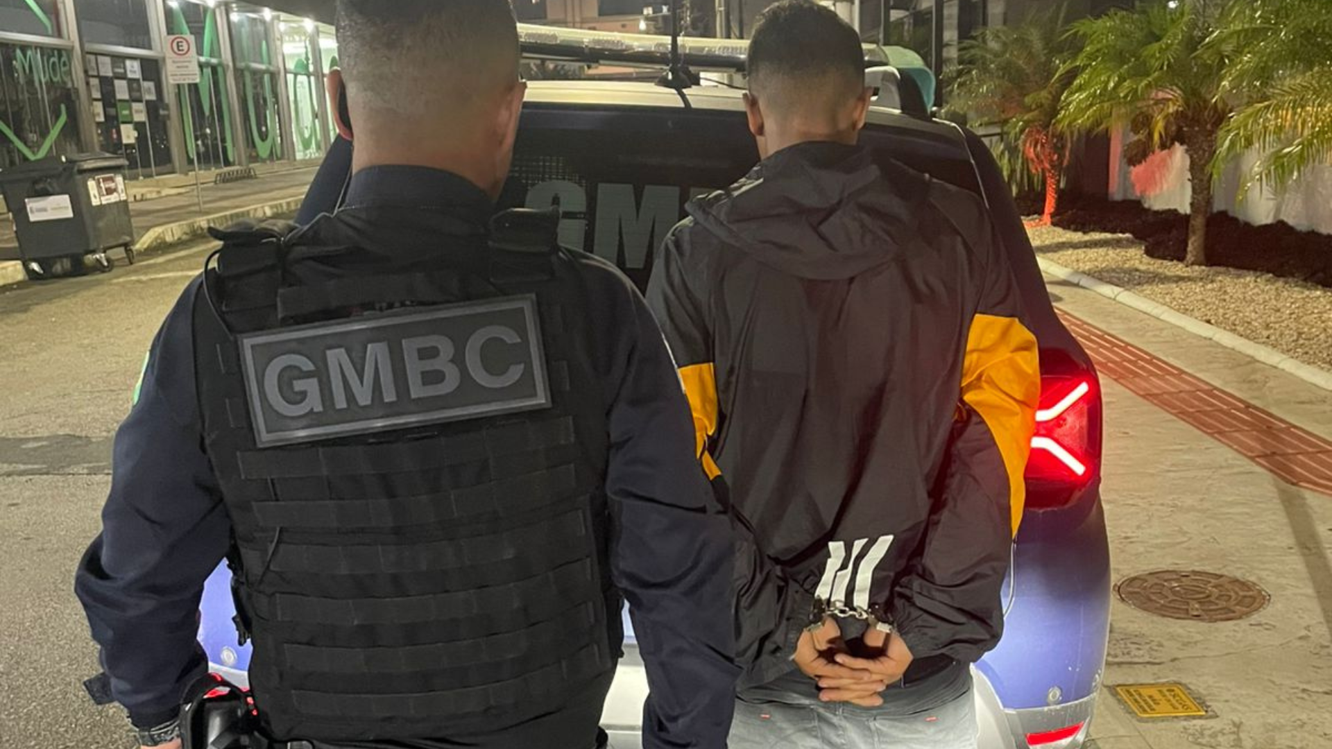 Preso por tráfico em Balneário Camboriú usava tornozeleira eletrônica