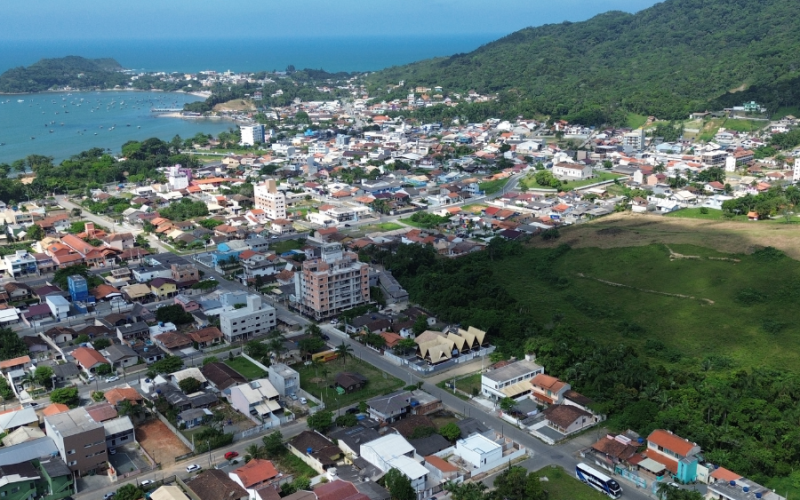 Penha divulga programação completa do #SeJogaNoVerão 2025