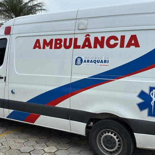 Araquari recebe nova ambulância para ajudar no transporte de pacientes
