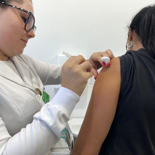 Penha vacinou mais de 1100 pessoas contra a Influenza no último sábado (10)